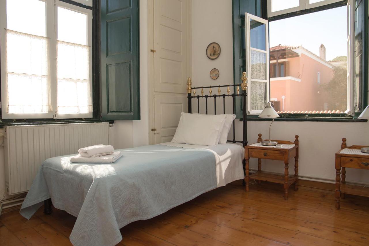 Villa 1861 Mansion Spetses Exterior foto