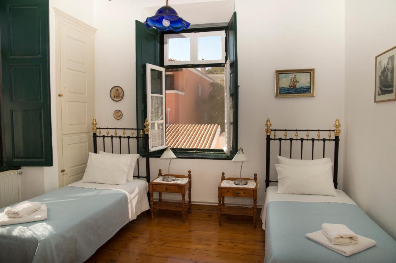 Villa 1861 Mansion Spetses Exterior foto