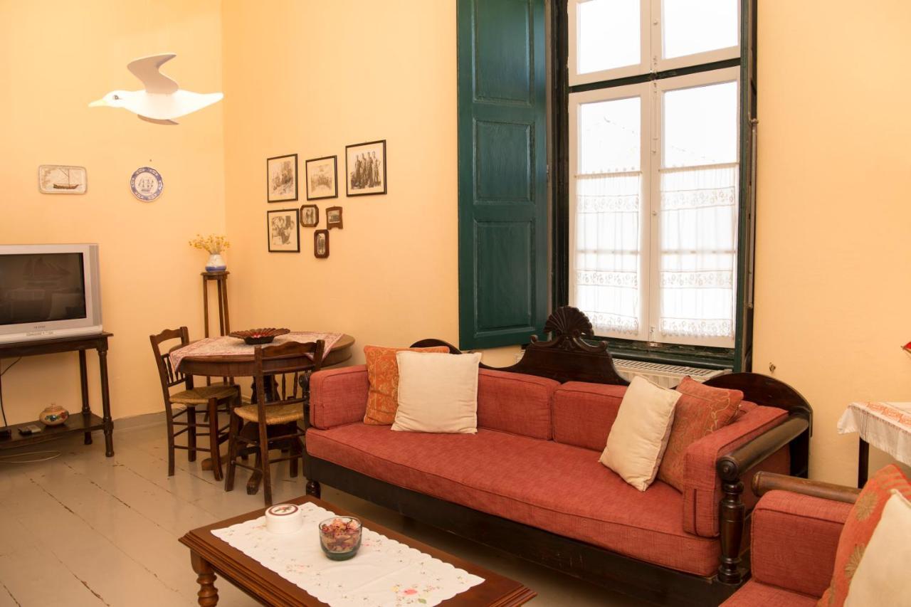 Villa 1861 Mansion Spetses Exterior foto